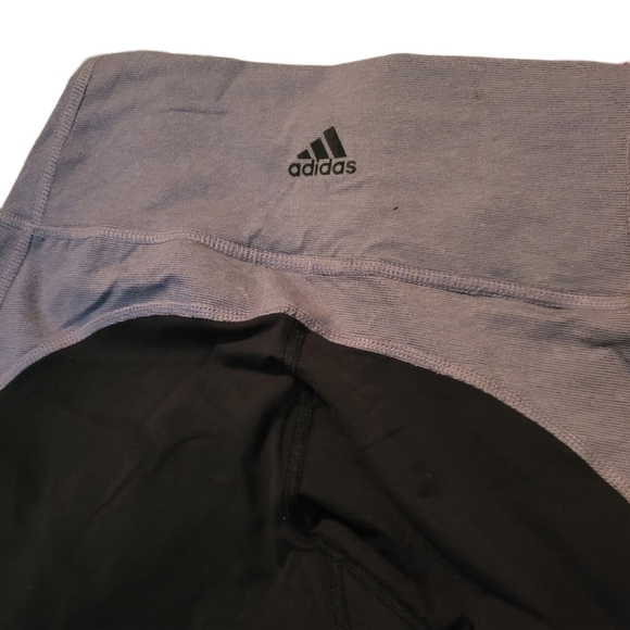 Adidas Black Workout Leggings with Grey Trim XS - Picture 3 of 4